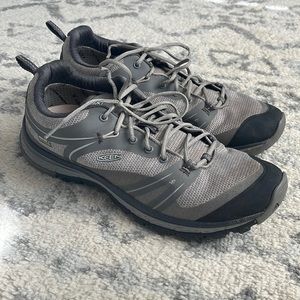 Keen Mens KeenDry Waterproof Shoes - Size 10